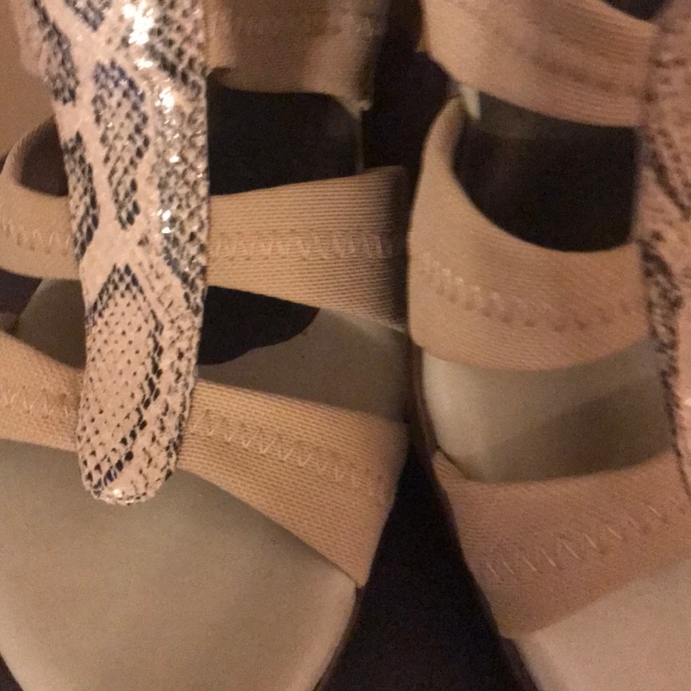 Shoes - Picture 2 of 2